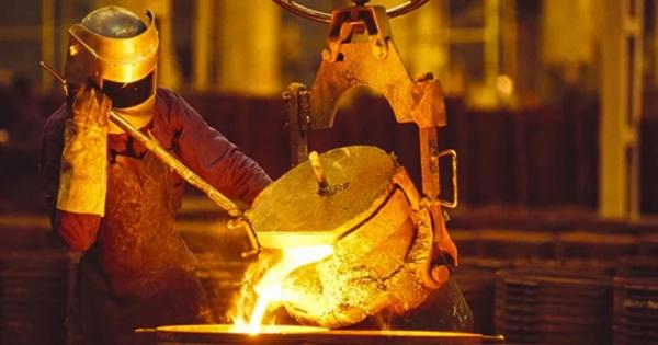 CNI alerta para tombo de 0,5% na produção industrial em 2023