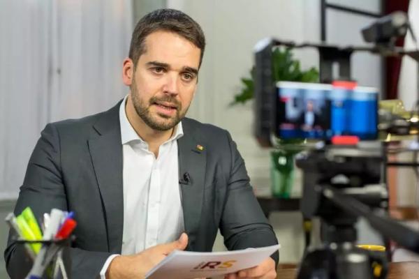Eduardo Leite critica Lula e PT: ‘agenda antiga e atrasada’