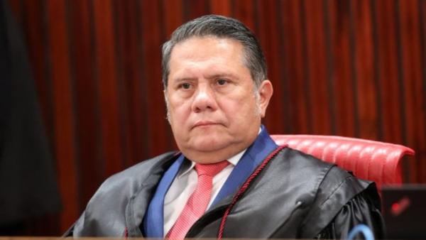 Subprocurador diz que delação de Cid ainda é narrativa