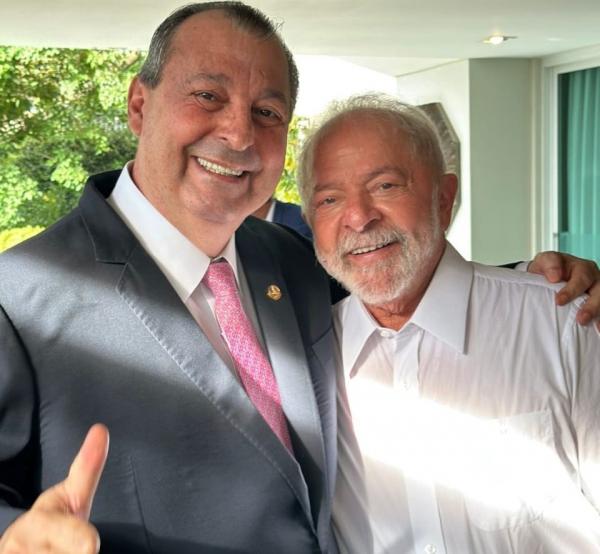 Tropa governista lidera gastos com cotão no Senado