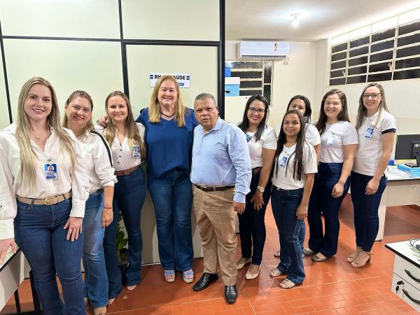 Secretária Juliana Figueiredo recepcionou nova equipe da Saúde