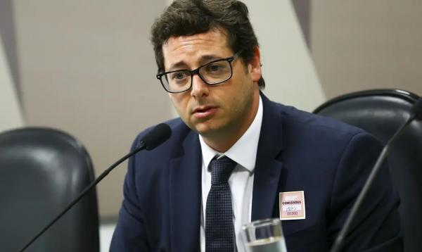 Advogado nega que computador da Abin estava com Carlos Bolsonaro