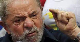 O achaque de Lula à livre iniciativa