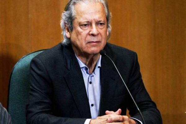 Dirceu terá que usar tornozeleira eletrônica, decide Moro