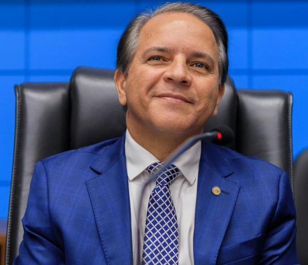 Coronel David destina aporte financeiro para Santa Casa e Equoterapia da PM
