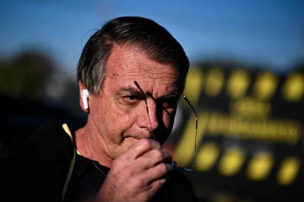 Bolsonaro comenta operação da PF: “Hoje tudo pode acontecer”
