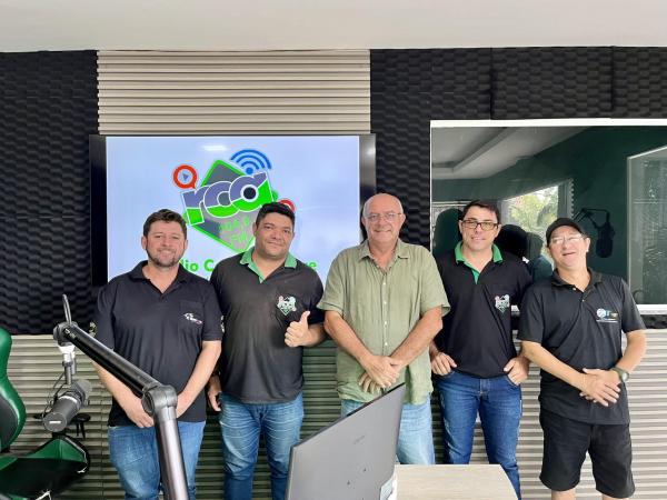 Prefeito Réus explica em rádio problema de saúde 