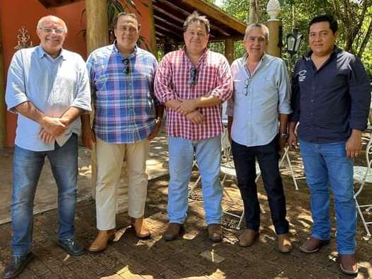Prefeito Réus Fornari confirma reabertura de frigorífico em Rio Verde 