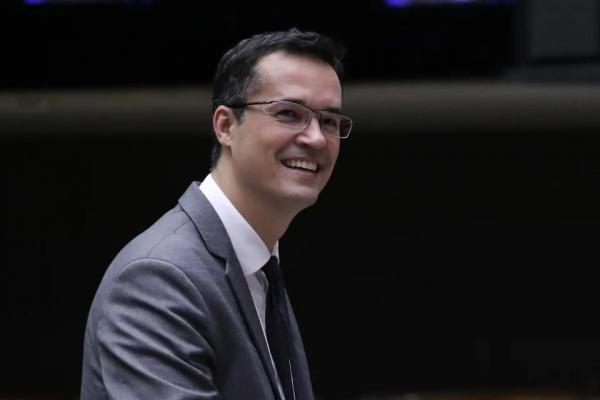 “Eu Acredito no Brasil”: Deltan quer “transformar nossa Nação”
