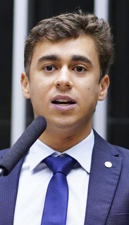 Nikolas: “A prioridade do Lula é que seu filho aprenda todes”