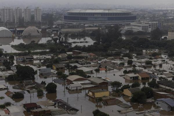 Cidades brasileiras podem ficar submersas até 2100, diz estudo