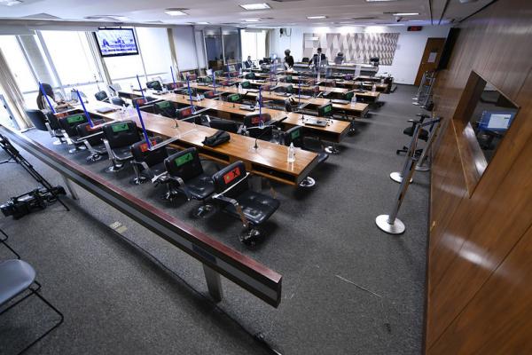 Comissão do Senado analisa PL que deve endurecer penas durante 