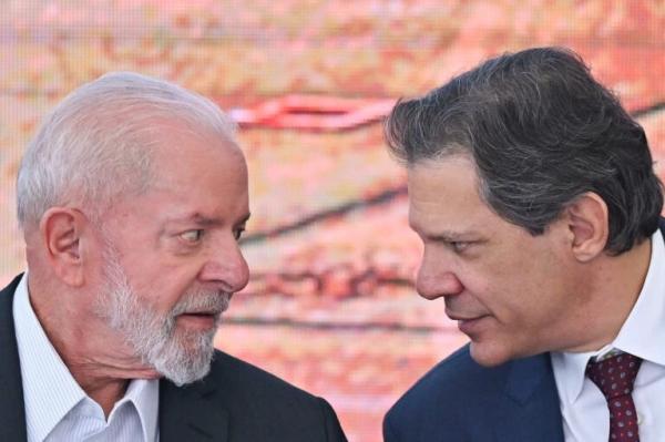 Governo Lula começa a cobrar “taxa das blusinhas” em julho