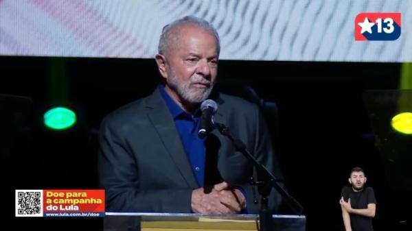 Bolsonaro pede ao TSE cassação de Lula por superlive com artistas