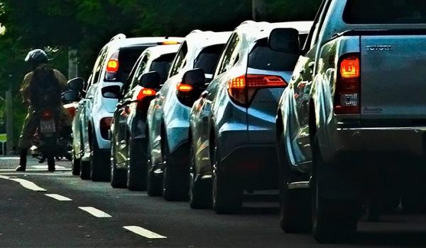 Agosto é mês de licenciar veículos com placas terminadas em 7 e 8 