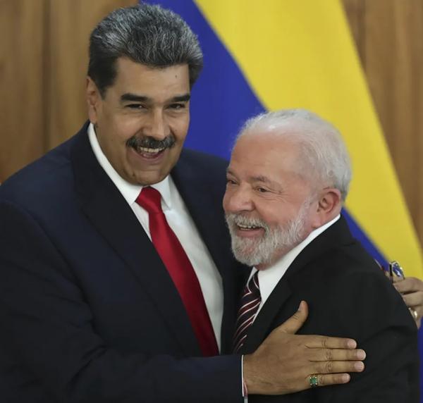 Aliados querem distância do apoio velado de Lula à fraude do ditador Maduro