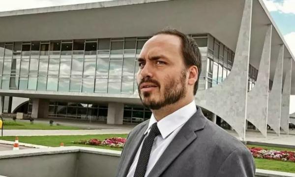 Carlos após fala de Tarcísio: “Não existe voto nulo contra esquerda”