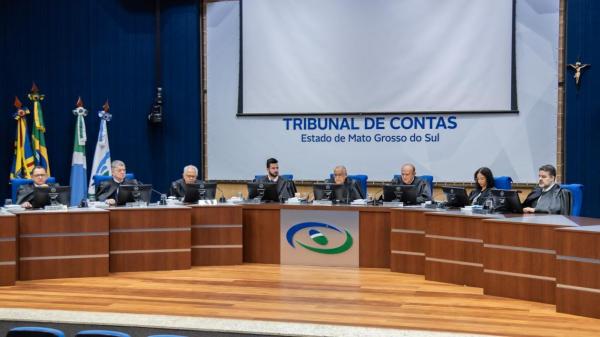 Conselheiros analisam 36 processos em sessão do Pleno