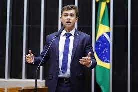 X volta logo após o 1º turno das eleições e Nikolas ironiza Moraes