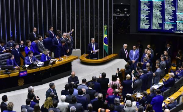 Distribuidoras de energia entram na mira da Câmara