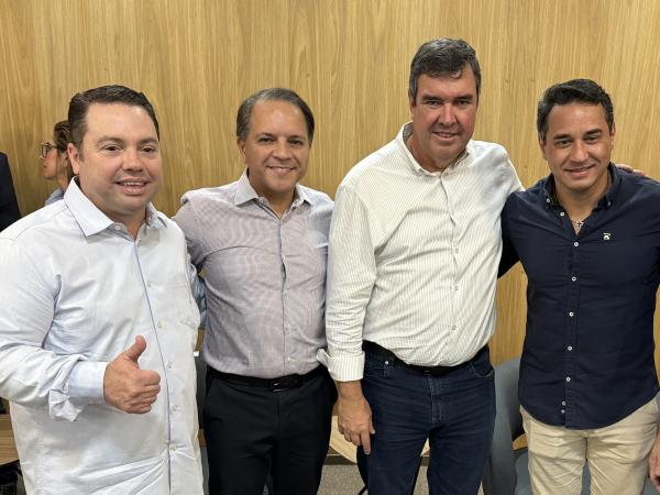 Alianças fortes, resultados concretos! Coronel David reforça compromisso com prefeitos eleitos para desenvolvimento dos municípios