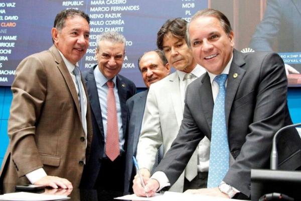 Gerson agradece apoio e reafirma compromisso da gestão da ALEMS no biênio 2025/2026