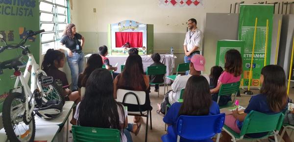 TCE-MS participa de ação de cidadania na aldeia Te'yiku