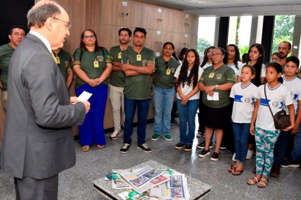 Alunos da zona rural de Coxim visitam Assembleia Legislativa