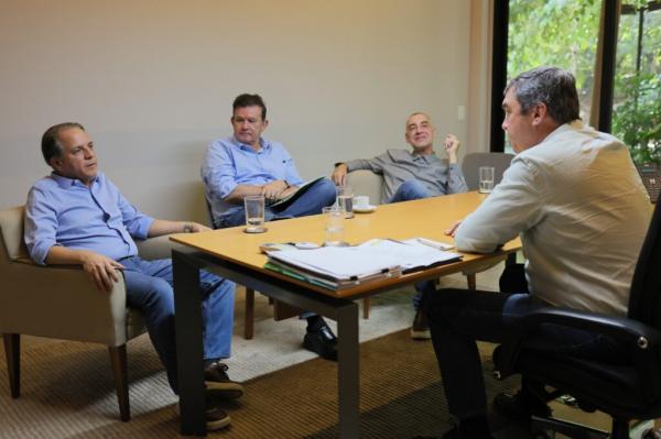 Reunião com governador amplia debate sobre Lei do Transporte Zero