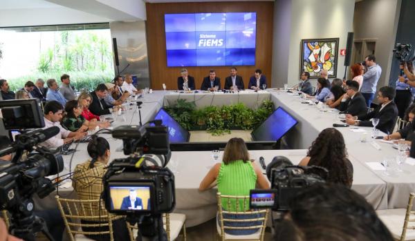 Crescimento industrial contribui para geração de emprego