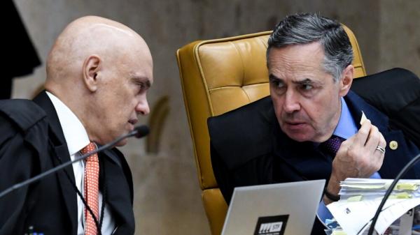 Barroso e Moraes lideram pedidos de impeachment no Senado