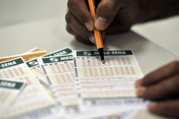 Mega-Sena acumula e prêmio vai a R$ 30 milhões