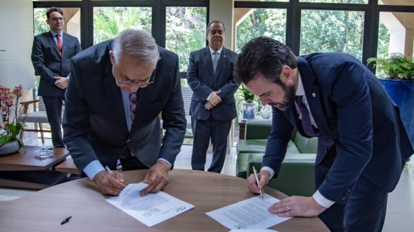 TCE-MS e MPMS celebram Acordo de Cooperação Técnica entre as instituições