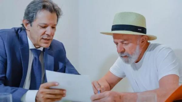 Lula quer Brasil e o mundo agradecendo a Haddad