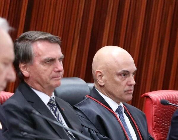 Jair Bolsonaro recebe enviado da OEA e denuncia Moraes