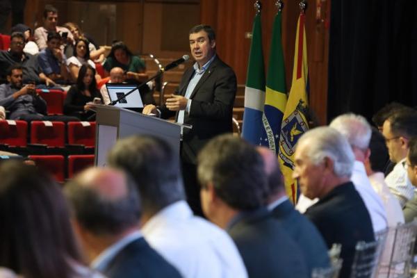 Governo de MS capacita gestores de saúde e investe R$ 27 milhões na compra de veículos