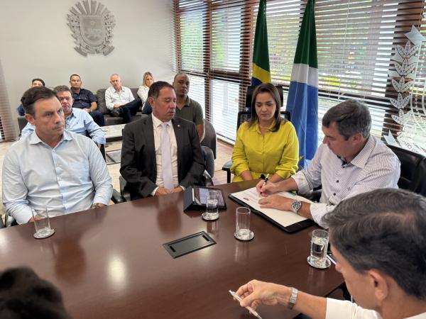 No lançamento de projeto habitacional, Gerson reforça compromisso de parceria com a Capital