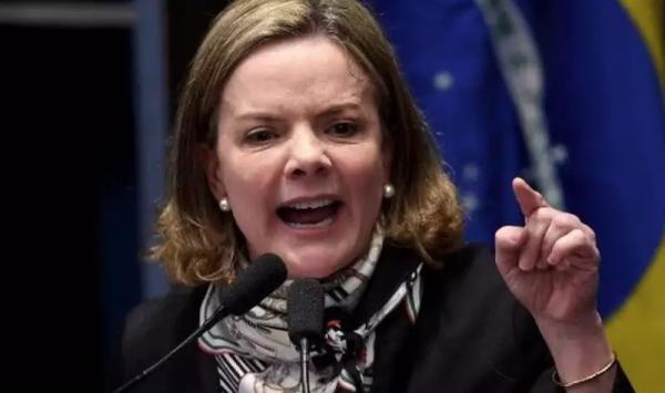 “Nomear Gleisi só não é pior que nomear Janones”, diz Marsiglia