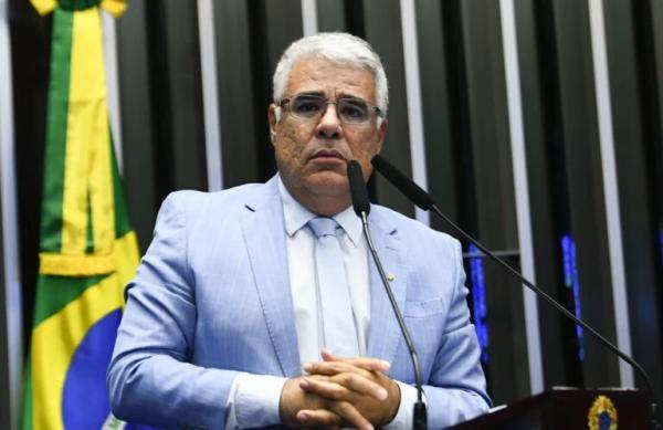 Eduardo Girão pede apoio para destituir Paulo Gonet da PGR