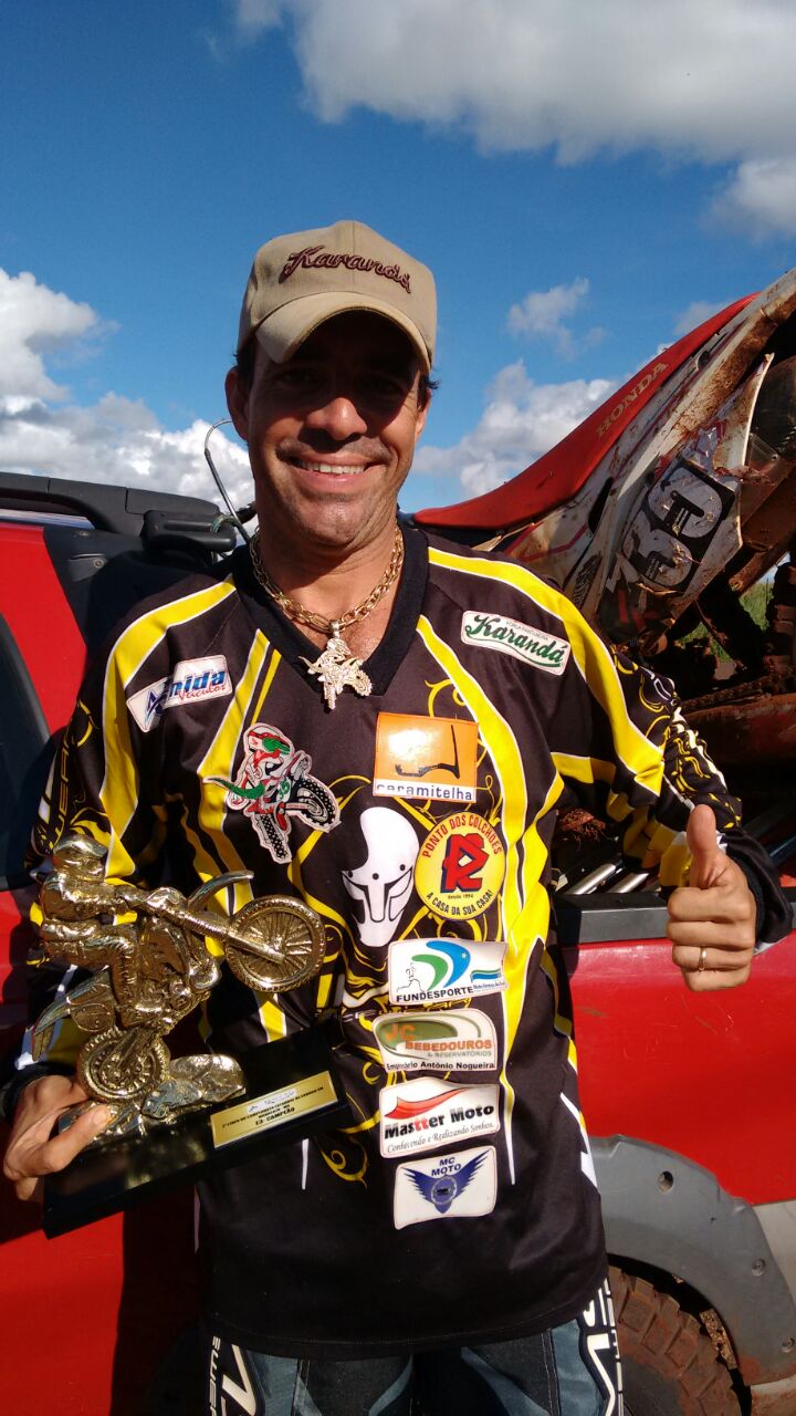 Piloto Flávio Brito é líder do Campeonato Estadual de Enduro