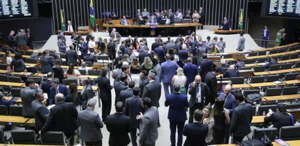 Oposição já tem assinaturas necessárias para CPI do INSS