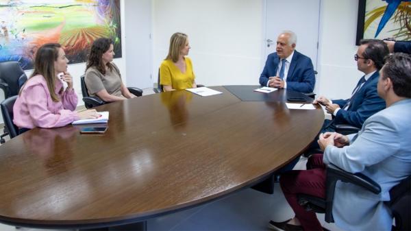 Presidente do TCE-MS e secretária especial do Governo alinham ações de cooperação técnica