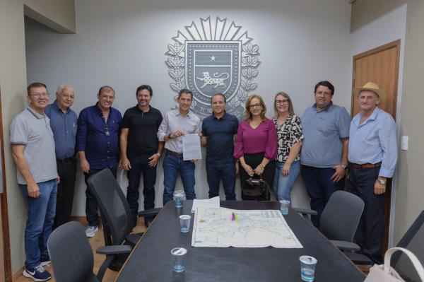 Coronel David articula e Riedel autoriza projeto executivo para asfaltar MS-441