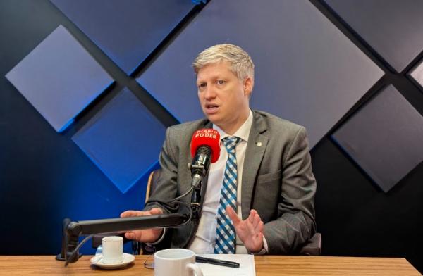 STF virou uma Corte política, afirma van Hattem