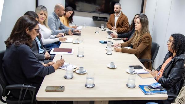 TCE-MS e CMB dialogamem prol de mulheres vítimas de violência