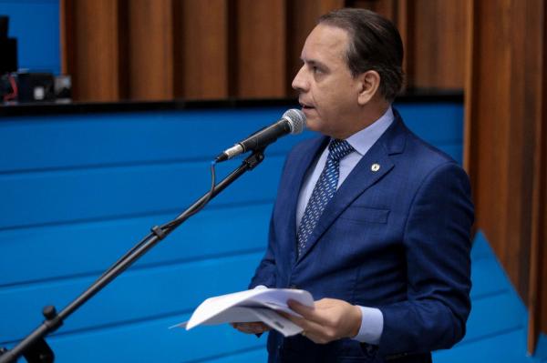Coronel David propõe pacote de leis para combater furto e comércio ilegal de celulares em MS
