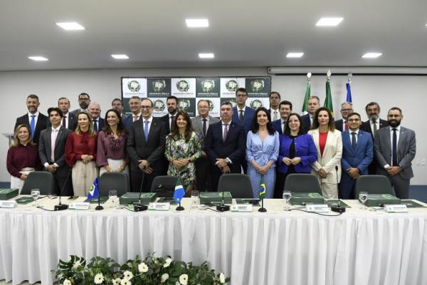 Em encontro com defensores públicos, Riedel defende inclusão e combate a extrema pobreza