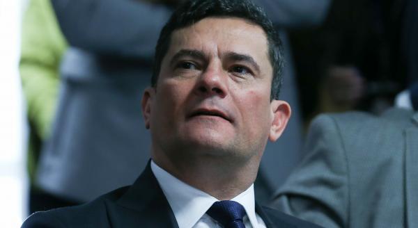 Sergio Moro se pronuncia sobre prisão domiciliar de Bolsonaro