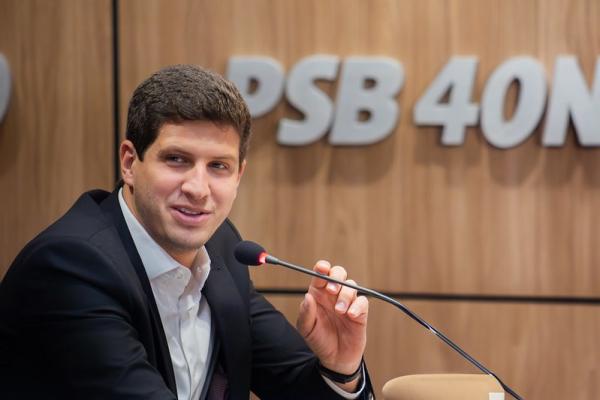 TCE aponta superfaturamento em obra da gestão João Campos
