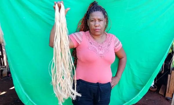Empreendedora desenvolve cabelo sustentável a partir da fibra de bananeira